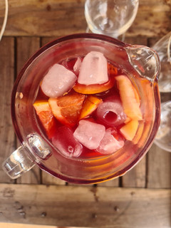 A picture of Sangria.