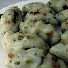 A picture of Kara Kozhukattai/ Dumplings 🥟.