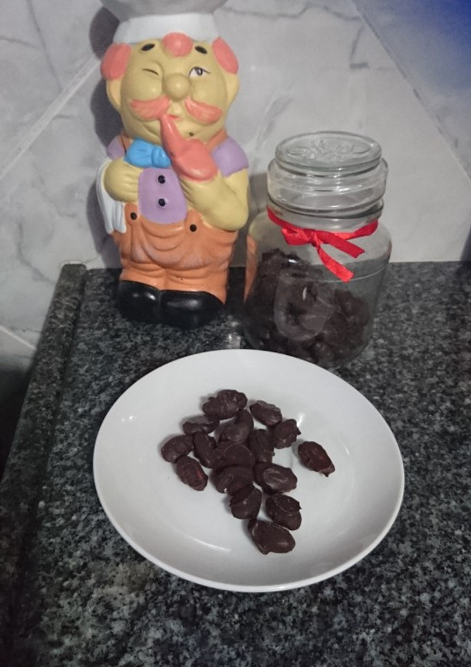 Una foto de Almendras con chocolate 🍫