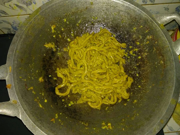 Langkah Mudah untuk Menyiapkan Resep Usus ayam bumbu kuning yang Bisa Manjain Lidah Anti Ribet, Mantap