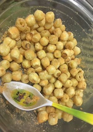 Hình của món Hạt sen chiên phô mai.