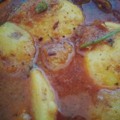 A picture of Egg curry.