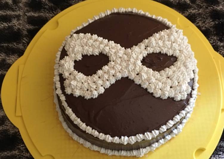 Simple Way to Prepare Perfect Torta di compleanno/carnevale 🎂🎭