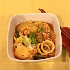 A picture of Jiamppong (Korean seafood & vegetable noodle soup).