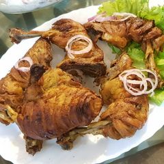 A picture of Chicken legpiece.