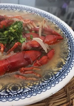 Una foto de Caldillo de camarones de tierra