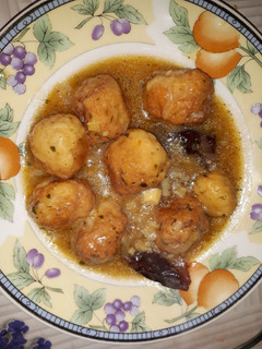 Una foto de Albóndigas de bacalao en salsa