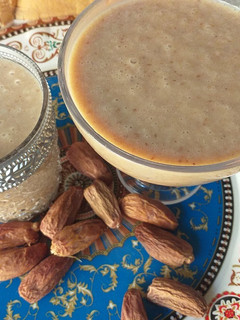 A picture of Date milkshake.