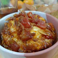 A picture of Telor ceplok kecap.