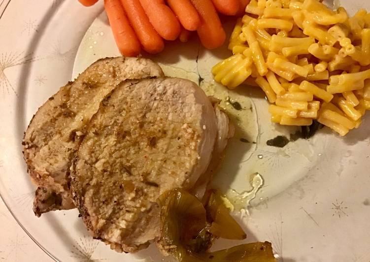 Recipe of Quick Hickory, Apple, and Herb Roasted Pork Loin