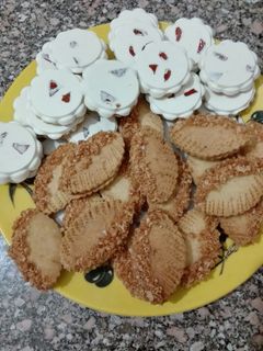 صورة لوصفة سابلي (شكلين مختلفين من عجينة واحدة)