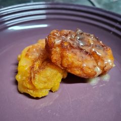Pumpkin fritter A picture of Pumpkin fritter.