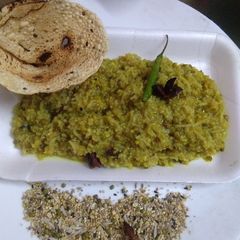A picture of Mixed Millet khichdii.