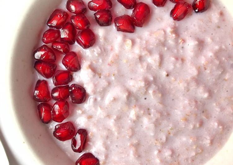 Simple Way to Prepare Ultimate Pink Overnight Oats