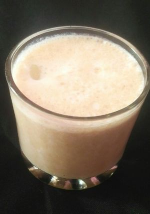 ચીકુ જ્યુસ (Chickoo Juice Recipe In Gujarati) રેસીપી મુખ્ય ફોટો
