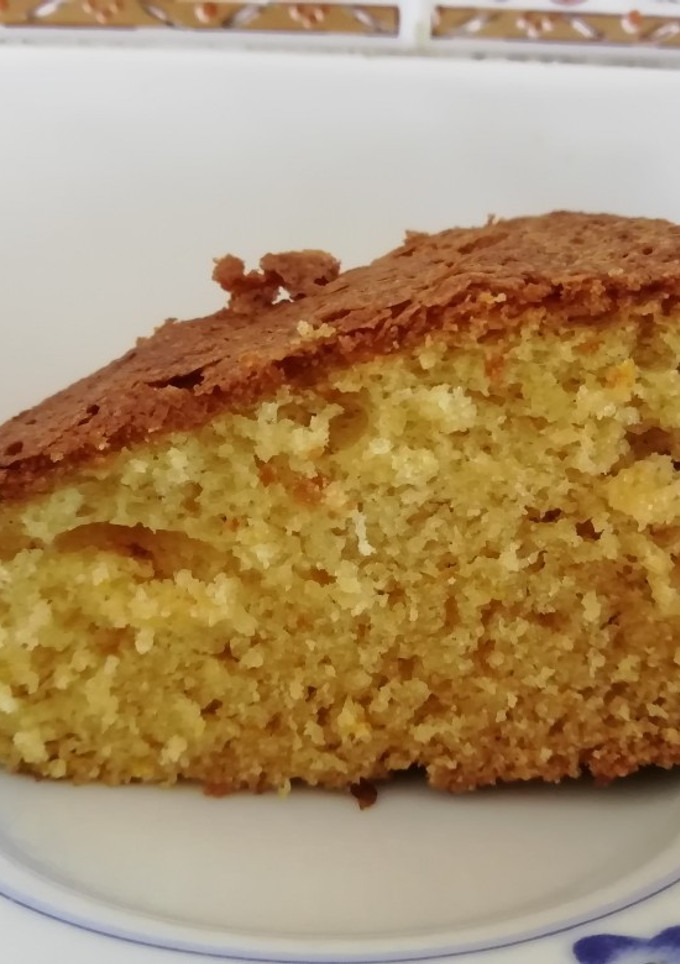 Una foto de Bizcocho de claras con naranja, canela y anís