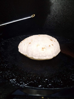 A picture of Roti.