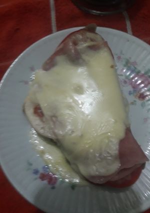 Una foto de Milanesa de carne a la Napolitana