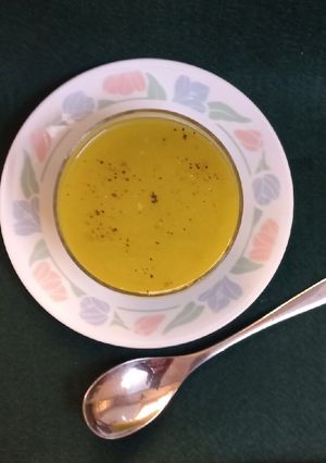 સરગવા નું સૂપ (Saragva Soup Recipe In Gujarati) રેસીપી મુખ્ય ફોટો