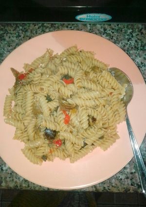A picture of Pasta jollof.