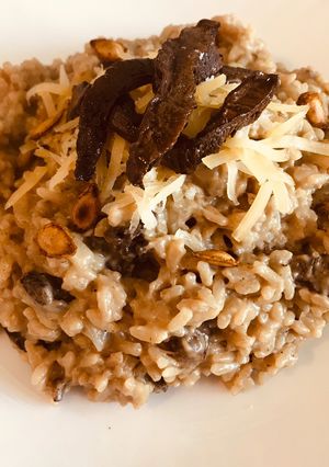 Una foto de Risotto de hongos de pino