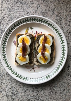 A picture of Anchovy & Caper Tapenade Nibble.