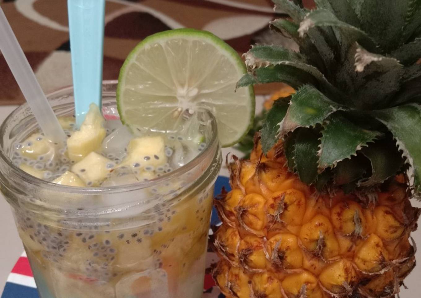 Es Nanas Selasih