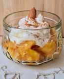 Duraznos frescos con crema agria a la canela 🍑
