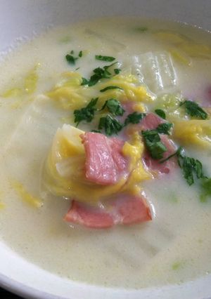 A picture of Wombok Creamy Stew.