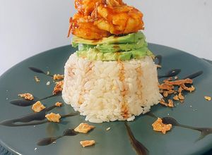 Foto principal de Torre tipo Sushi con Gambón Picante 🍤