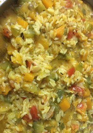 Una foto de Arroz primavera