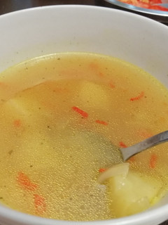 Una foto de Sopa de Apio, Chile Habanero & Papas