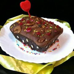 A picture of ChocoPlumCake.
