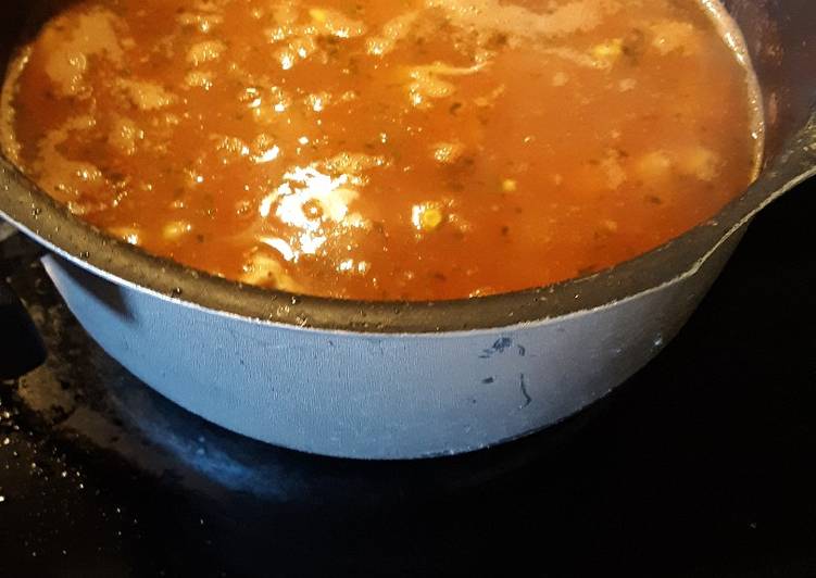 Delicious Easy Chicken Tortilla Soup