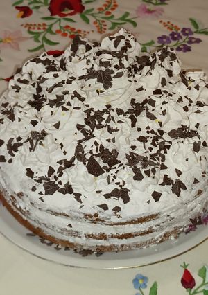 Tejszínes pudingos csokoládé torta recept fotója
