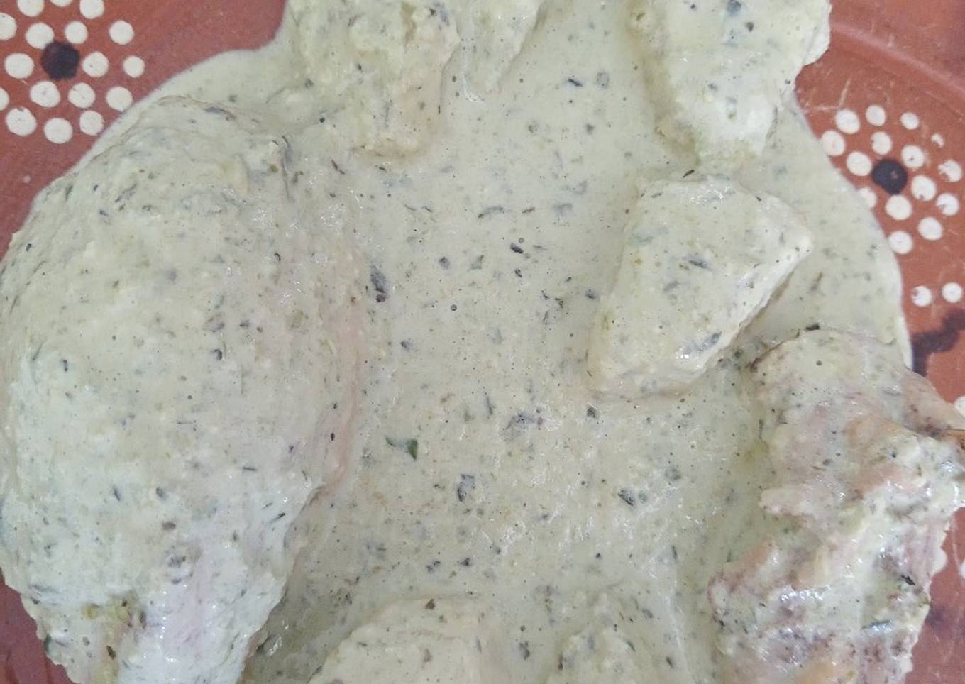 Pollo en salsa de chile poblano π