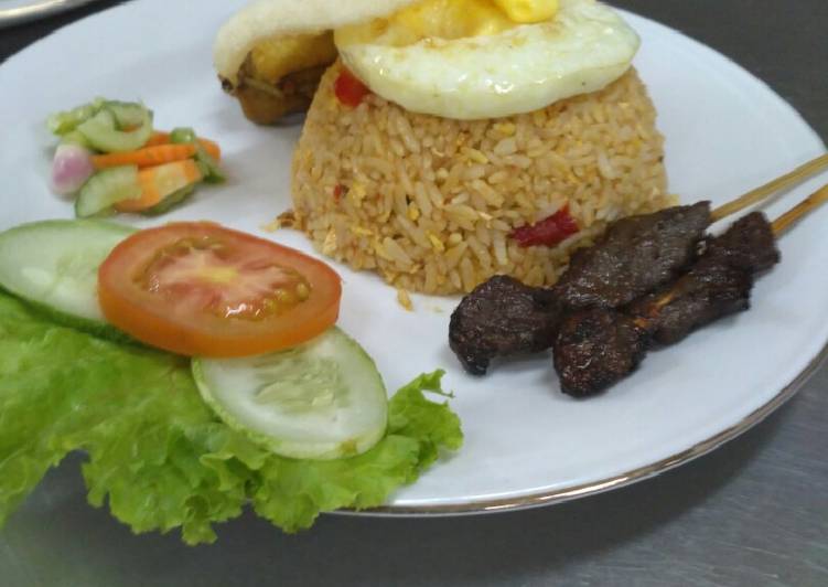 Nasi goreng spesial