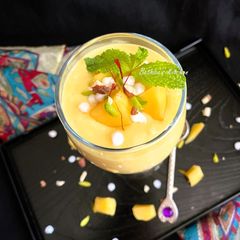 A picture of Mango Sago & Yoghurt Pudding.