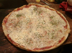 Una foto de Pizza o pizzeta casera 🍕