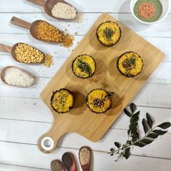 A picture of Mini Handvo Cupcakes.