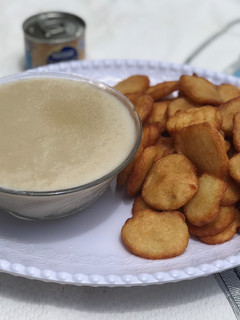 A picture of Pap & Akara.