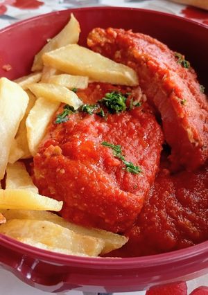 Una foto de Lomos de Atún con Tomate