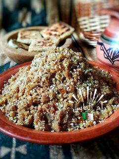 صورة لوصفة رفيس بوصلوع (الكسرة والتمر)
