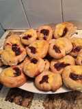 Bizcochos tipo margaritas de membrillo y crema pastelera