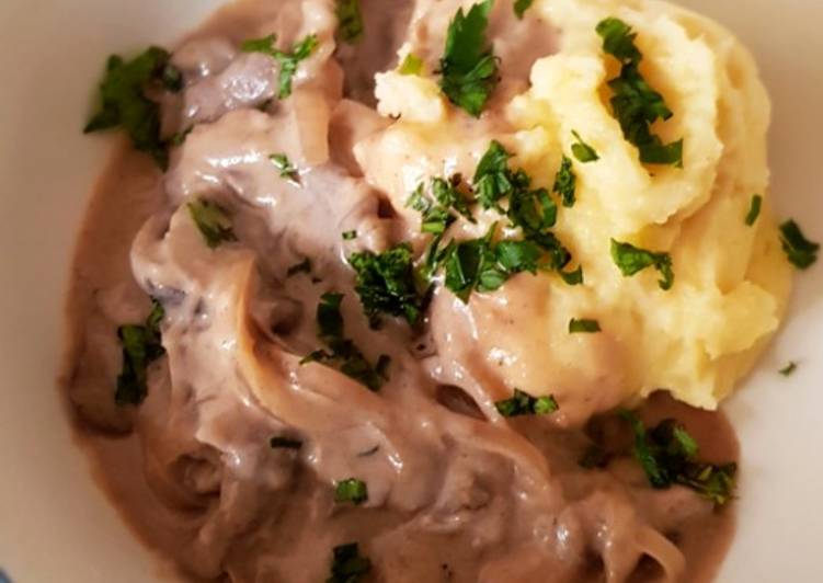 Beef stroganoff