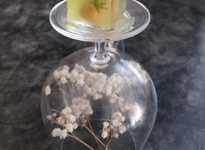 Una foto de Gelatina de Pepino y Salmón