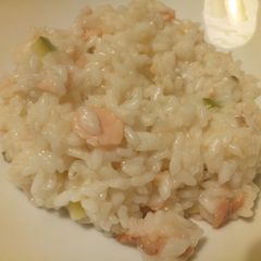 A picture of Smoked salmon and zucchine risotto.
