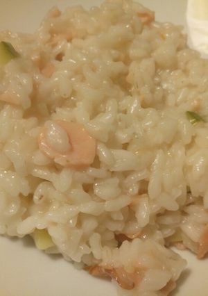 A picture of Smoked salmon and zucchine risotto.