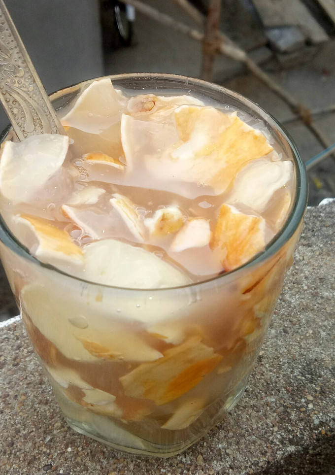 கன்னியாகுமரி நுங்கு சர்பத் (Nungu sarbath recipe in tamil) செய்முறை முக்கிய புகைப்படம்