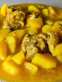 Una foto de Cazuela de patatas y costillas